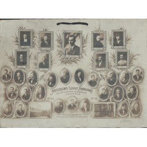 Abiturjenci of the Commercial School of the Association of Polish Merchants in Częstochowa 7 June 1930 - 7 June 1935. photo F. Zgórecki Częstochowa