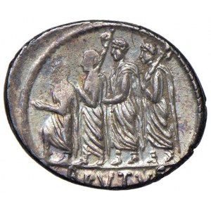 Junia - M. Junius Brutus - Denario (54 a.C.) Testa dell…