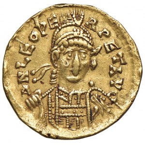 Leone I (475-476) Solido (Costantinopoli) Busto elmato …