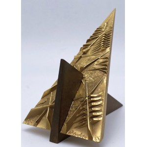 Arnaldo Pomodoro (1926- ) Scultura in bronzo dorato com…