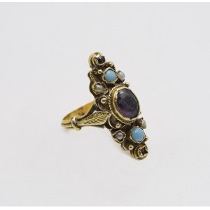 Ring with amethyst
