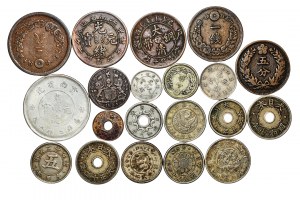 China and Japan, set of 20 pieces.