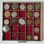 SAMMLUNG VON MÜNZEN UND MEDAILLEN, 367 STÜCK