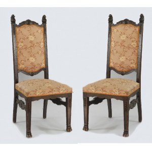 4  krzesła z tapicerką z tkaniną w kwiaty