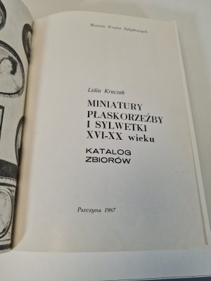 KRUCZEK Lidia - MINIATÚRY PLASTICKÝCH SKULPTÚR A SILVETOV zo 16. až 20. storočia. Katalóg zbierok Ilustrácie