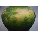 Grande vaso Art Nouveau in vetro cammeo, Francia, firmato, 1920 circa.