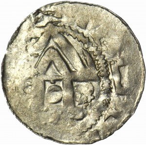 Otto a Adelaide 983-1002, denár so svätyňou, slovanská imitácia?