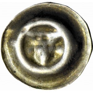 RR-, Thirteenth century button brakteat, unspecified quarter, Bull's head