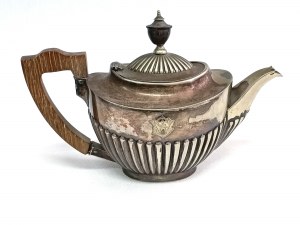 Plated tea pot by Roberts & Belk, England