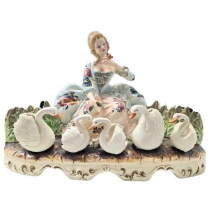 Countess with swans, Capodimonte (Italy)