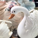 Countess with swans, Capodimonte (Italy)
