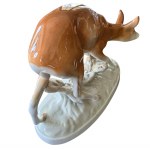 Figurka porcelanowa sarenka, Royal Dux, proj. Karl Wanke