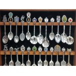 Set of 36 collectible spoons in a glass case (USA/France)