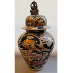 Japonia, Arita, nn, Para dekoracyjnych waz japońskich w typie imari (tsubo)