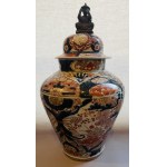 Japonia, Arita, nn, Para dekoracyjnych waz japońskich w typie imari (tsubo)
