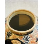 Japonia, Arita, nn, Para dekoracyjnych waz japońskich w typie imari (tsubo)