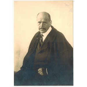 [Fot. Prof. J. Turek - Busko -Zdrój] Przerwa - Tetmajer Kazimierz [ok 1928?]