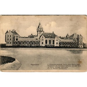 Hajmáskér, Cs. és kir. tüzérségi lövőiskola, a hadtestparancsnoksági épület hátsó része a tóval (kopott sarkak ...