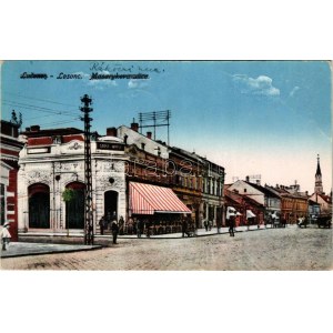 Losonc, Lucenec; Masarykova ulica / Masaryk utca, Szüsz Miksa kávéháza, üzletek. Greiner kiadása / street view, café...