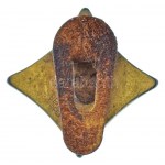 ~1942. A Magyar Vöröskereszt Díszjelvénye aranyozott, zománcozott bronz kitüntetés, hátoldalon BERÁN N...
