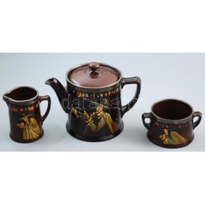 cca 1920, Royal Doulton Kingsware háromrészes szervírozó szett, a Hamelni patkányfogó alakjával díszítve, ezüst (Ag...