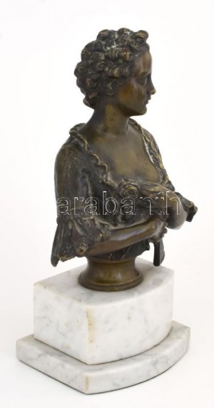Jean-Baptiste Carpeaux (1827-1875) után: Eugénia francia császárné büsztje. Patinázott bronz, márvány talapzaton...