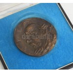 1966 Bíró Márton (1930-1995) építész részére adományozott Ybl Miklós-díj. Öntött bronz plakett, emlékérem. Tervező...