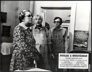 cca 1971 ,,Nyulak a ruhatárban