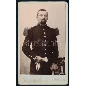 cca 1900-1910 A francia 17. gyalogezred (17e régiment d'infanterie) katonájának portréja, vizitkártya J. B. Haton ...