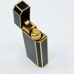 Kolekcja trzech zapalniczek - Must de Cartier, Kingsway (z oryginalnym pudełkiem) i Cannon