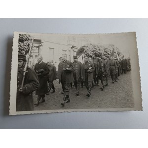 ZDJĘCIE JAROSŁAW ULICA GRUNWALDZKA 1938 R, ŚWIĘTO CHRSYTUSA KRÓLA PROCESJA