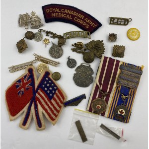 Militaria lot of Badges