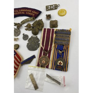 Militaria lot of Badges