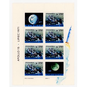 Badanie kosmosu, 1971 - Apollo 15, arkusik z gwiazdką rozdzielającą napisy szpicem do góry (989)