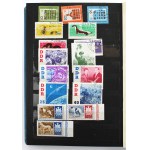 Klaser, znaczki Czechosłowacja, Węgry, Rumunia, Bułgaria, NRD. 342 szt. (1017)