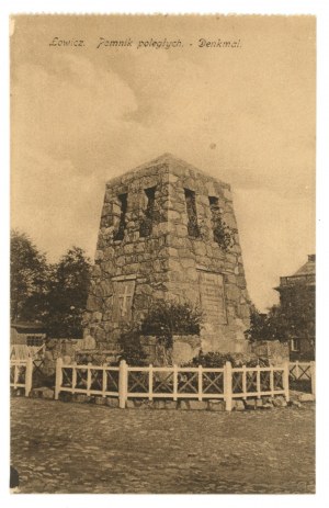 Lowicz - Monument to the fallen (177)