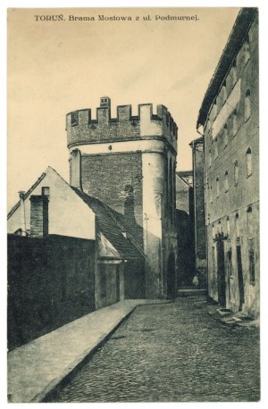 Torun - Bridge Gate from Podmurna Street (281).