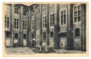 Torun - City Hall Courtyard (Flisak) (283)