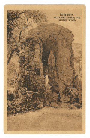 Bydgoszcz - The grotto of the Mother of God at the parish church. (509)