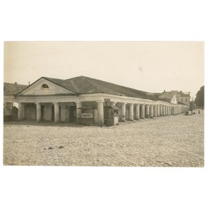 Nowogródek - Fotografia H. Poddębski. Hala towarowa. (650)