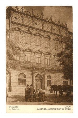 Lviv - Sobieski's tenement house in the market square. Photo: J. Bulhak (1991)