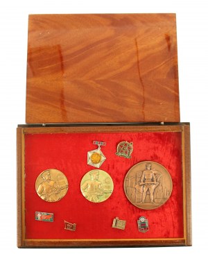 USSR, set of medals and badges of Soviet border troops. 9 pcs. (624)