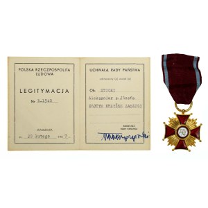 PRL, Złoty Krzyż Zasługi w pudełku, wraz z legitymacją, 1957 (455)
