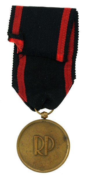 Second Republic, Independence Medal. National Mint (461)