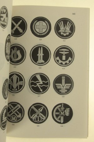 Wool M. - Badges and insignia of the People's Army of Poland (552)