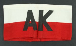 FIRST PHOTO FOR EXCHANGE Veteran's armband, Home Army soldiers (347)
