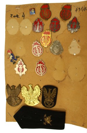 Communist Party, a set of firefighter badges. Total of 16 pieces. (791)