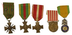 France, a set of military and civilian decorations. Total of 5 pcs. (835)