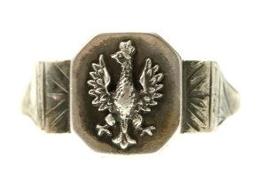 Second Republic, patriotic signet ring with eagle. Silver (883)