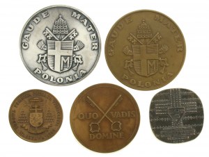 PRL, set of religious medals. Total of 5 pieces. (603)